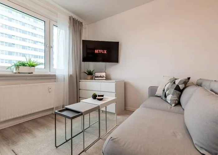 Lägenhet Sauber Und Modern, Netflix, Wifi, Flair, Kueche